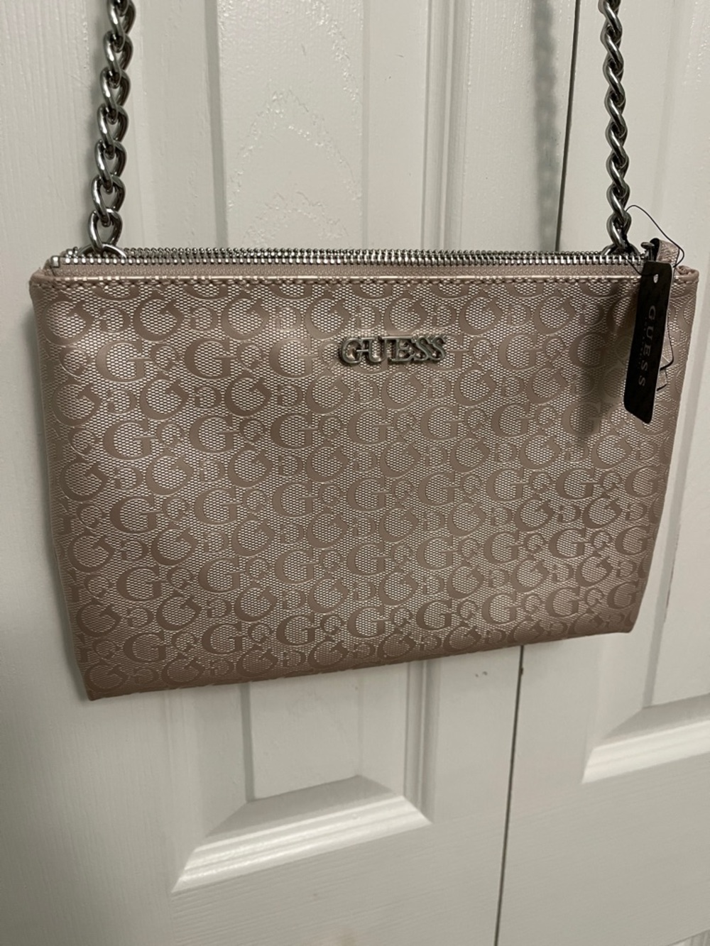 GUESS Blush Logo Shoulder Bag with Silver Chain new